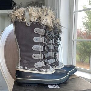 Joan of Arctic Women’s Sorel Boots